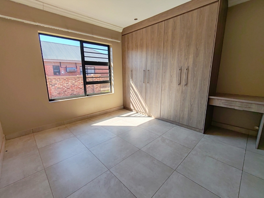 1 Bedroom Property for Sale in Baillie Park North West